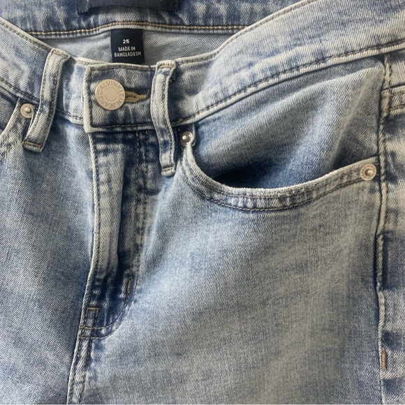 Calvin Klein Size 25 Mom Jeans Size - Picture 5 of 14